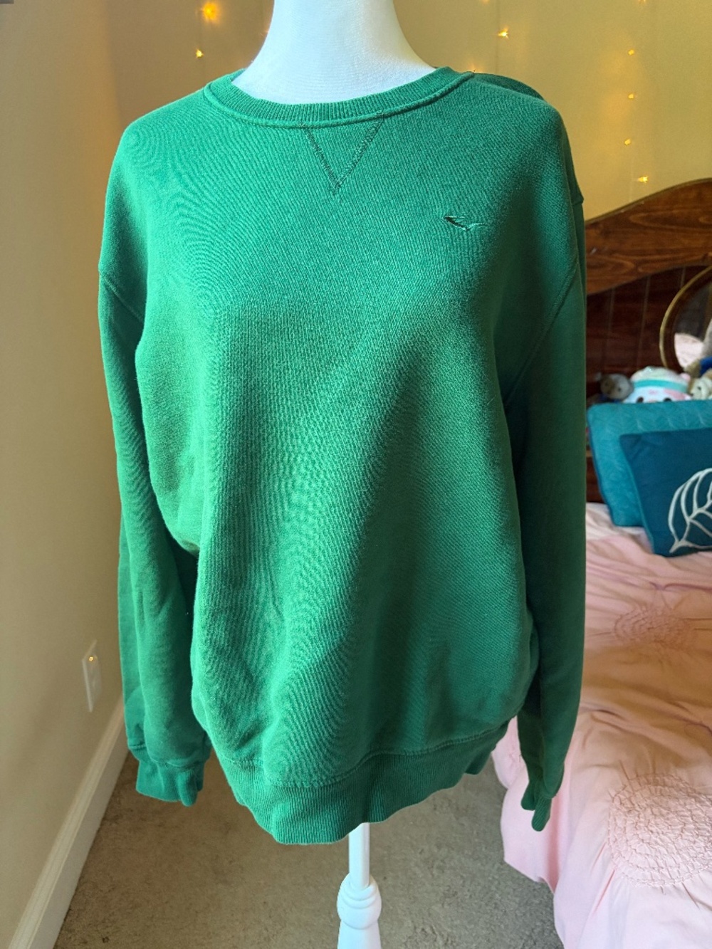 Crewneck green sweatshirt